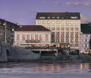 Best Western Merian Am Rhein hotel,
Basel, Switzerland.
The photo picture quality can be
variable. We apologize if the
quality is of an unacceptable
level.