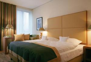 Ameron Regent hotel,
Cologne, Germany.
The photo picture quality can be
variable. We apologize if the
quality is of an unacceptable
level.