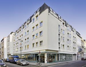 Grand City Koln Zentrum hotel,
Cologne, Germany.
The photo picture quality can be
variable. We apologize if the
quality is of an unacceptable
level.